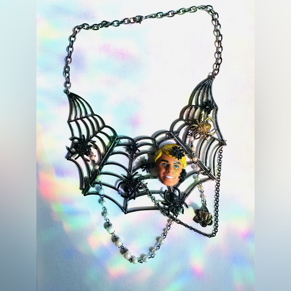 handmade spooky spider web necklace